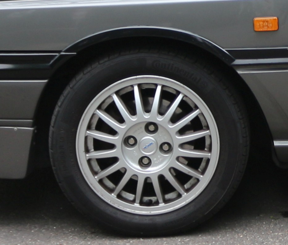Nissan Sunny B12 Coupe Rz-1 Wheel Guide